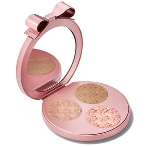 MAC Effervescence Extra Dimension Face Compact